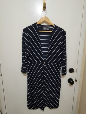 Travelers By Chico's Navy and White Striped Long Sleeve Duster. Lightweight.